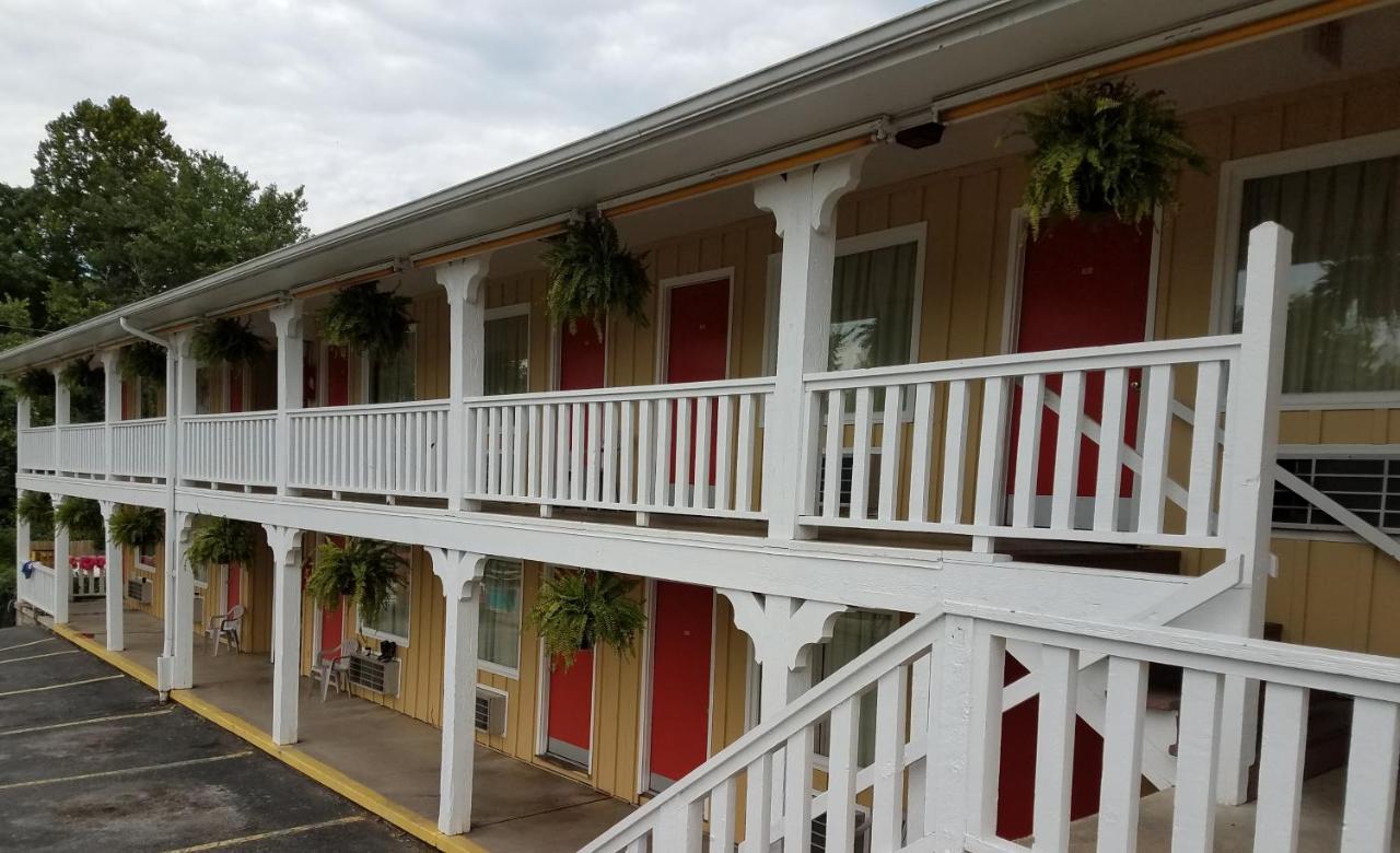 Homestead Motel Branson Exterior photo